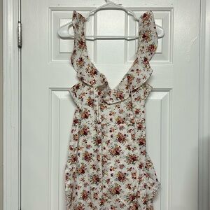 Hello Molly West Coast Represent Midi Dress White. Size 6